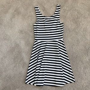 H&M Black & White striped skater dress NEW Size 4